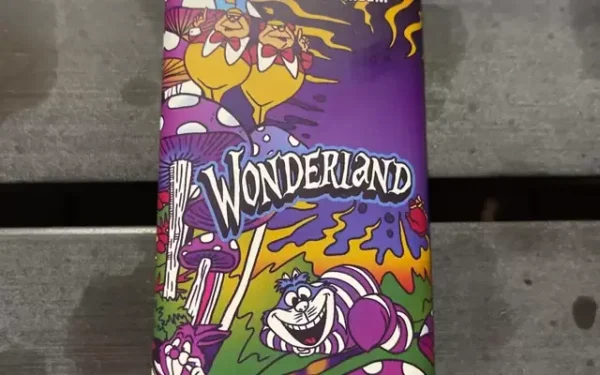 Osta Wonderland Magic Mushroom